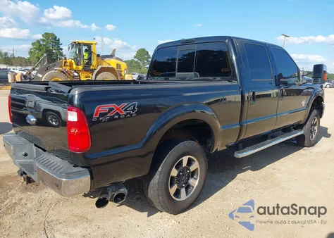 2014 Ford F-250 Lariat z USA, uszkodzony, nr VIN 1FT7W2BT3EEA65628
